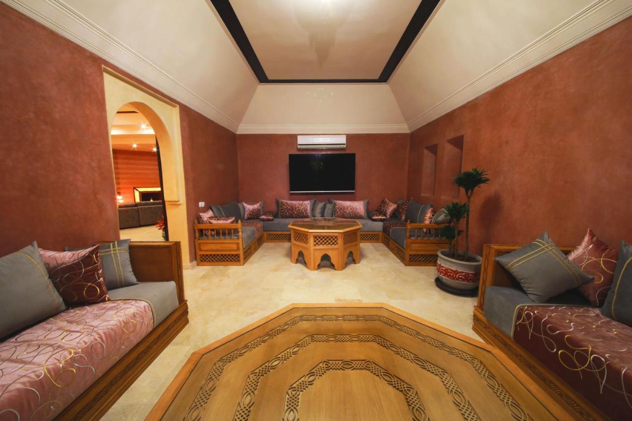 Le Petit Chateau Des Anges Ouled Bouzid Esterno foto